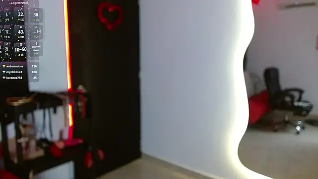 Snapshot of Carolaine69_ chatting on February 2025 05:35:01 PM Carolaine69 online show from February 2025 05:35:01 PM