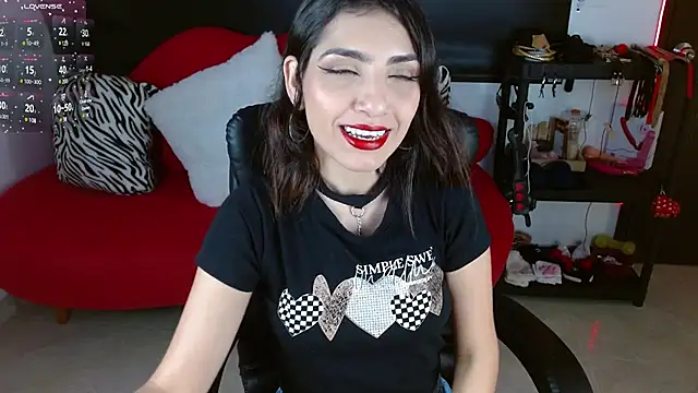 Snapshot of Carolaine69_ chatting on March 2025 02:15:02 PM Carolaine69 online show from March 2025 02:15:02 PM