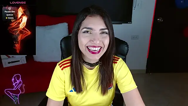 Snapshot of Carolaine69_ chatting on September 2025 01:21:01 PM Carolaine69 online show from September 2025 01:21:01 PM