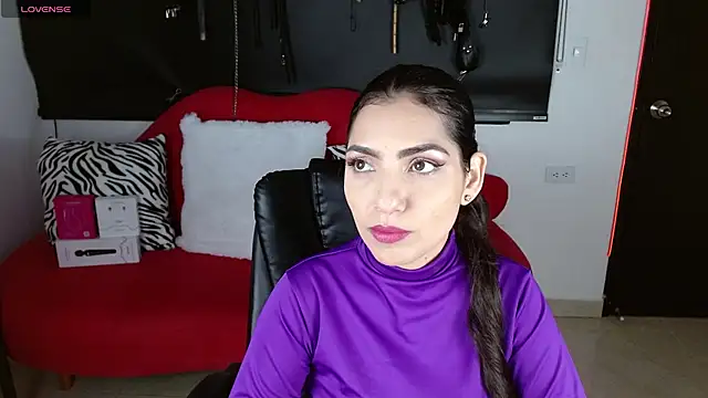 Snapshot of Carolaine69_ chatting on November 2025 01:22:01 PM Carolaine69 online show from November 2025 01:22:01 PM