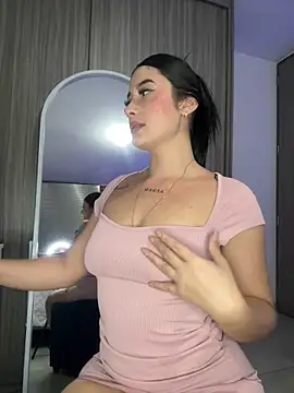 Libia James online show from February 2025 01:44:02 AM