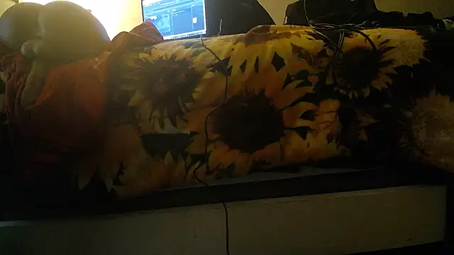 Snapshot of SexxyreddMale chatting on March 2025 03:57:02 PM SexxyreddMale online show from March 2025 03:57:02 PM