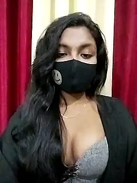 Myra-sen online show from December 2025 04:26:01 PM