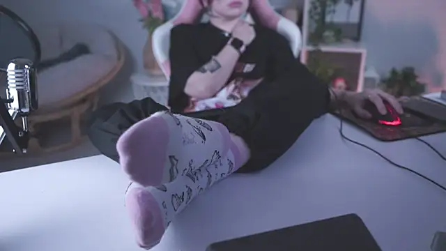 Lana  May online show from March 2025 05:46:01 PM