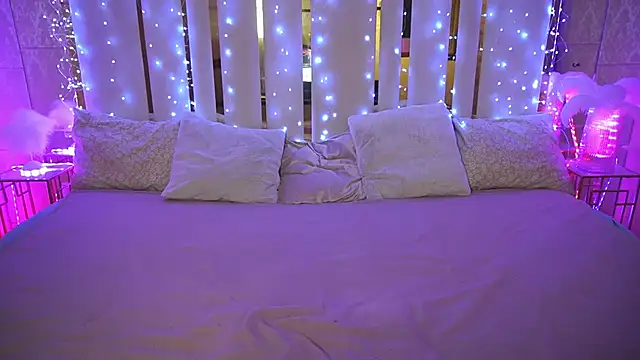 Daisy Delight online show from February 2025 12:21:02 AM