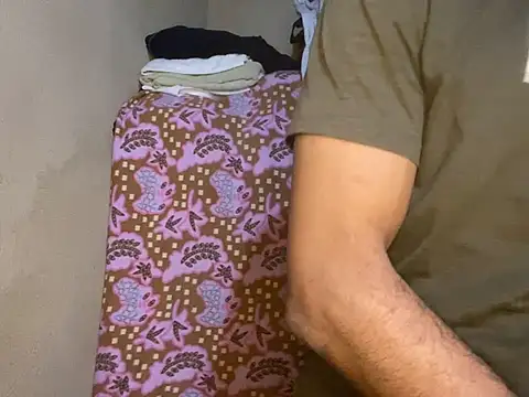 GaaTto online show from March 2025 02:38:02 AM