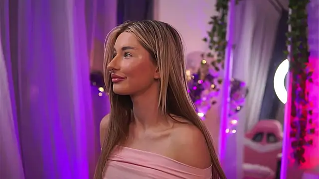 AvaShayy online show from February 2025 02:42:02 AM