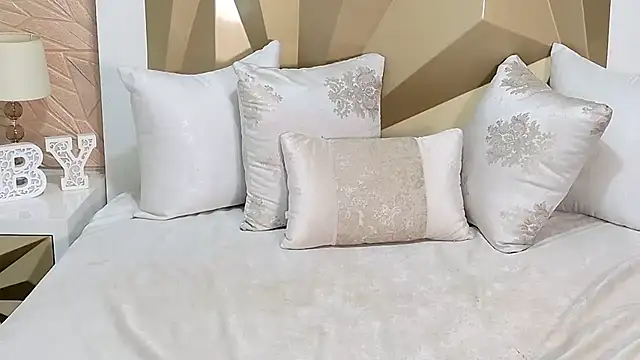 PassionMacoll online show from November 2025 08:20:01 PM