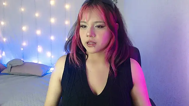 mixie cute online show from December 2024 11:06:02 PM