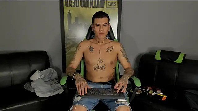 jamesinked  online show from January 2025 02:19:01 AM