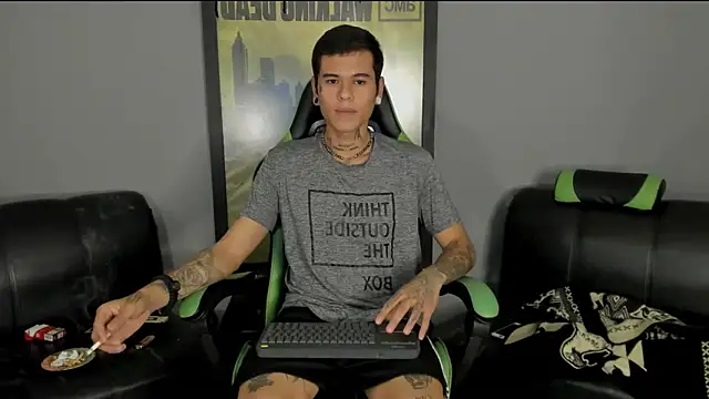 jamesinked  online show from February 2025 08:30:02 PM