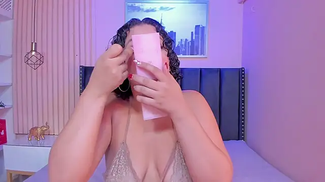 viiolett lee online show from January 2025 08:26:02 PM