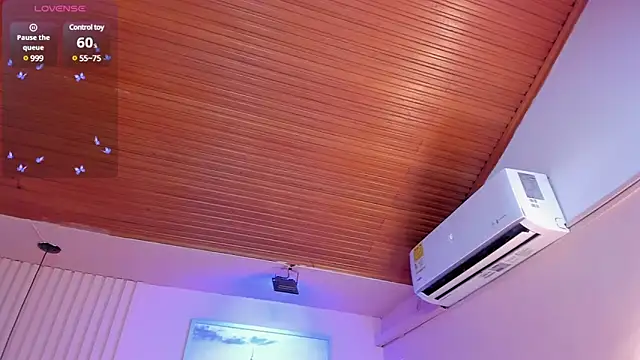 viiolett lee online show from January 2025 02:27:02 AM