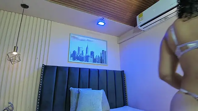 viiolett lee online show from February 2026 07:41:02 PM