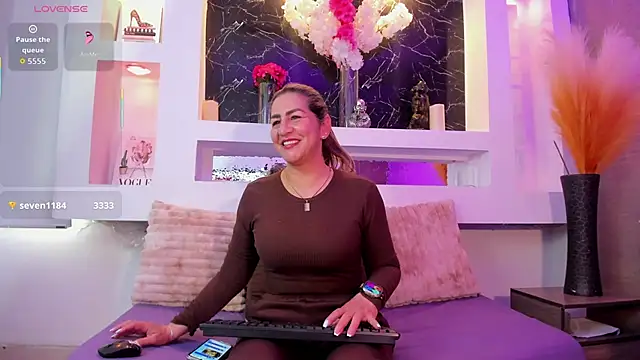Snapshot of Cinthya_mjs chatting on June 2026 12:03:02 PM Cinthya mjs online show from June 2026 12:03:02 PM
