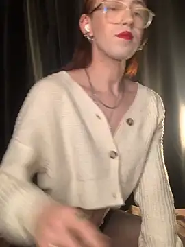 Avril Pearly  online show from February 2025 09:31:01 PM