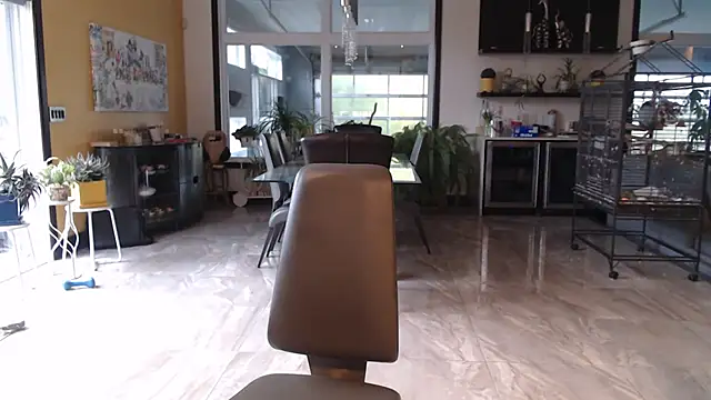 Snapshot of Toy-Daddy chatting on October 2025 08:49:02 PM Toy-Daddy online show from October 2025 08:49:02 PM