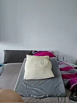 nickdtr online show from February 2025 01:51:02 PM