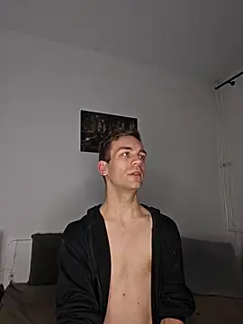 nickdtr online show from December 2025 06:57:02 PM