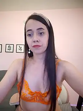 sophie pazz online show from August 2026 01:32:01 PM