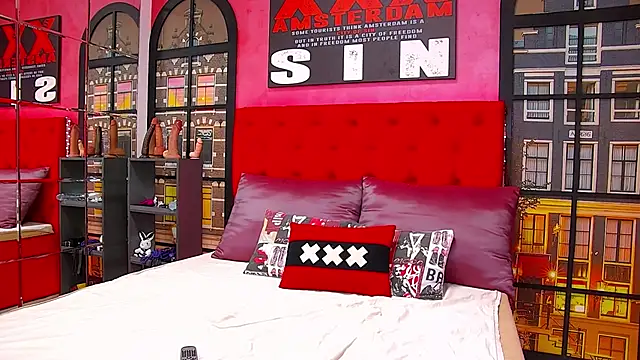 Snapshot of _Alison__ chatting on February 2025 04:29:01 AM Alison online show from February 2025 04:29:01 AM