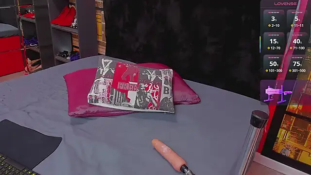 Snapshot of _Alison__ chatting on November 2025 01:39:01 AM Alison online show from November 2025 01:39:01 AM