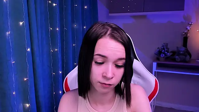 LilithStrangfor online show from December 2024 02:32:02 AM