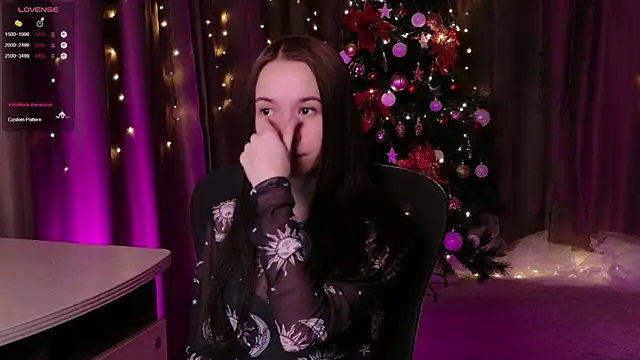 Snapshot of LilithStrangfor chatting on January 2026 09:31:01 PM LilithStrangfor online show from January 2026 09:31:01 PM