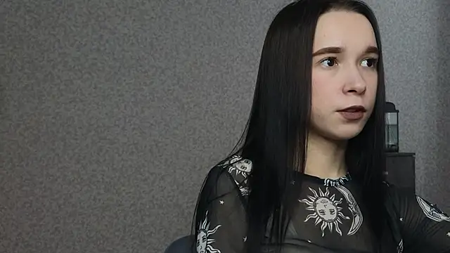 Snapshot of LilithStrangfor chatting on April 2026 04:19:01 AM LilithStrangfor online show from April 2026 04:19:01 AM