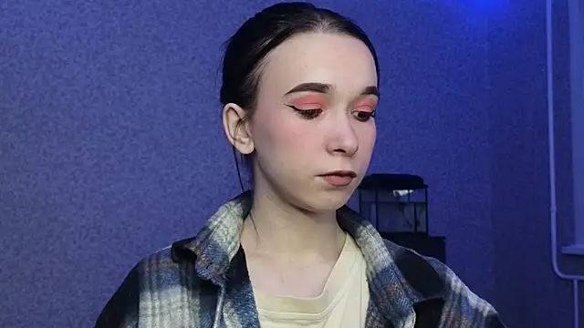 Snapshot of LilithStrangfor chatting on April 2026 11:35:01 PM LilithStrangfor online show from April 2026 11:35:01 PM