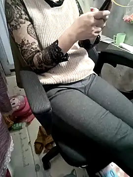 Snapshot of Fuckmehard2xx chatting on December 2024 10:32:02 PM Fuckmehard2xx online show from December 2024 10:32:02 PM