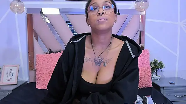 Elith noa online show from February 2025 10:39:01 PM