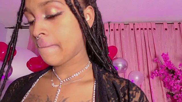 Elith noa online show from February 2026 09:33:02 PM