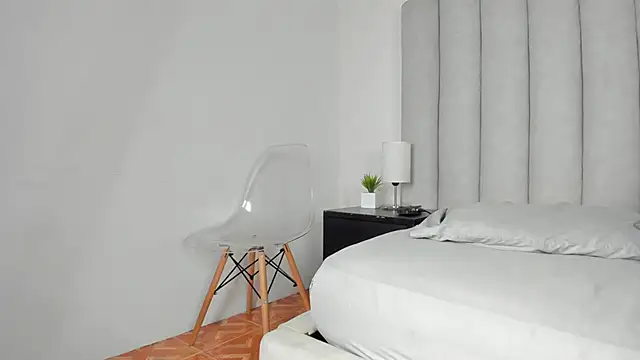 briannajackson  online show from February 2025 11:41:02 AM