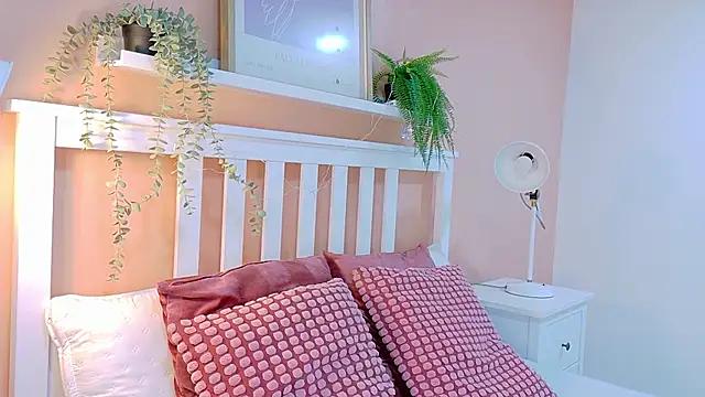 briannajackson  online show from October 2025 11:40:01 AM