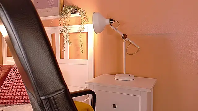 briannajackson  online show from October 2025 11:42:01 AM