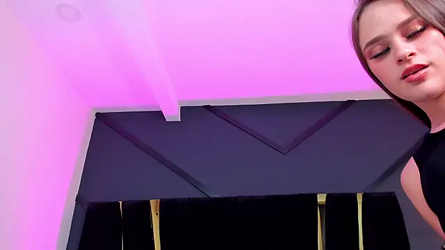 shaina vasquez online show from January 2025 09:48:01 AM