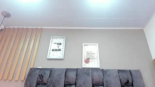 mariaa fernanda online show from September 2025 03:21:01 AM