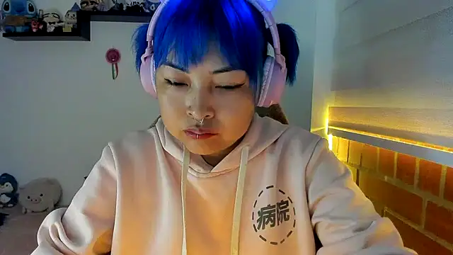 Shaddycute  online show from October 2025 10:05:02 AM