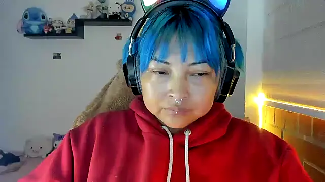 Shaddycute  online show from December 2025 11:26:02 AM