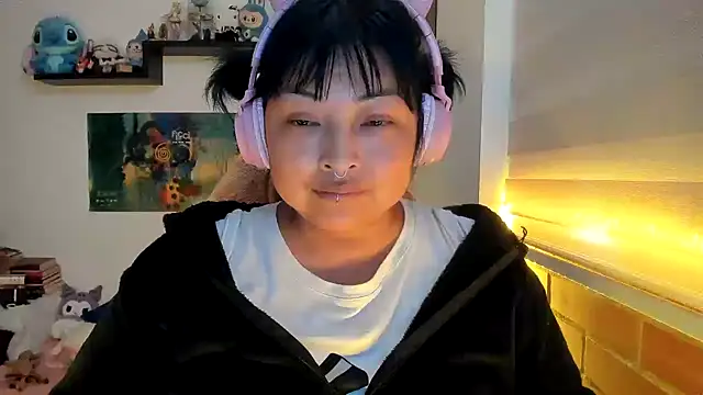 Shaddycute  online show from February 2026 07:53:02 PM