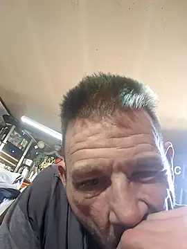 gettinit2wice online show from January 2026 09:02:02 PM