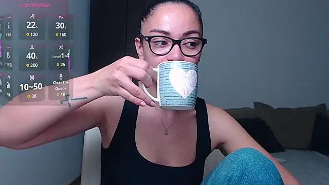 Snapshot of BabySerene chatting on May 2026 02:50:02 AM BabySerene online show from May 2026 02:50:02 AM
