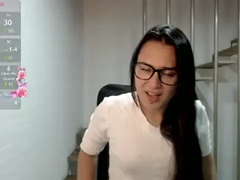 Jessie Desire online show from March 2025 12:00:02 AM