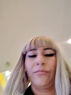 Snapshot of florecita9 chatting on December 2024 09:09:02 PM florecita9 online show from December 2024 09:09:02 PM