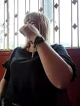 Snapshot of florecita9 chatting on January 2025 06:38:02 PM florecita9 online show from January 2025 06:38:02 PM