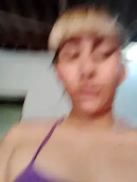 Snapshot of florecita9 chatting on January 2025 10:45:02 PM florecita9 online show from January 2025 10:45:02 PM