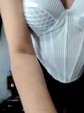 Snapshot of florecita9 chatting on March 2025 06:26:02 PM florecita9 online show from March 2025 06:26:02 PM