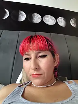 Snapshot of florecita9 chatting on September 2025 04:40:02 PM florecita9 online show from September 2025 04:40:02 PM