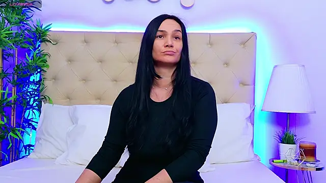 DaliyaArabian online show from January 2025 12:54:02 PM